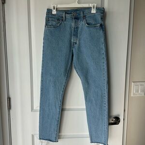 Levi’s Women’s Skinny 501 Skinny Jeans (W29 L28 / Size 8)
